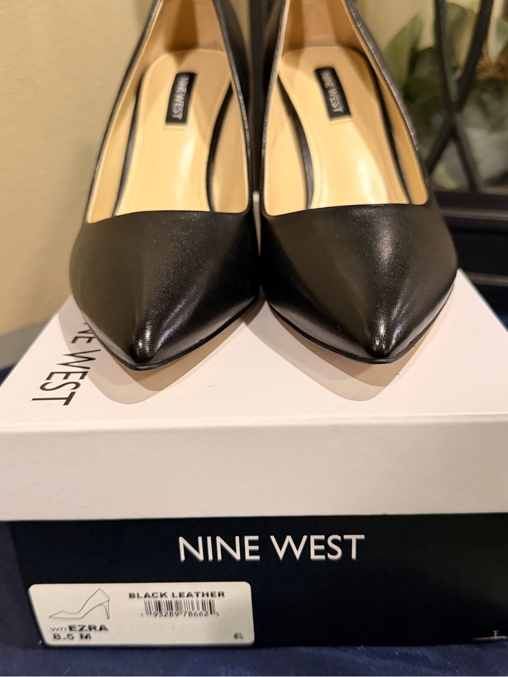Nine West Black Pointed-Toe Leather Pumps